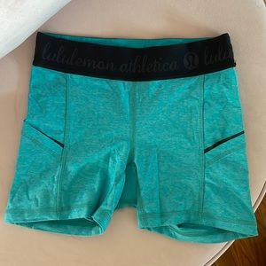 Lululemon work out shorts